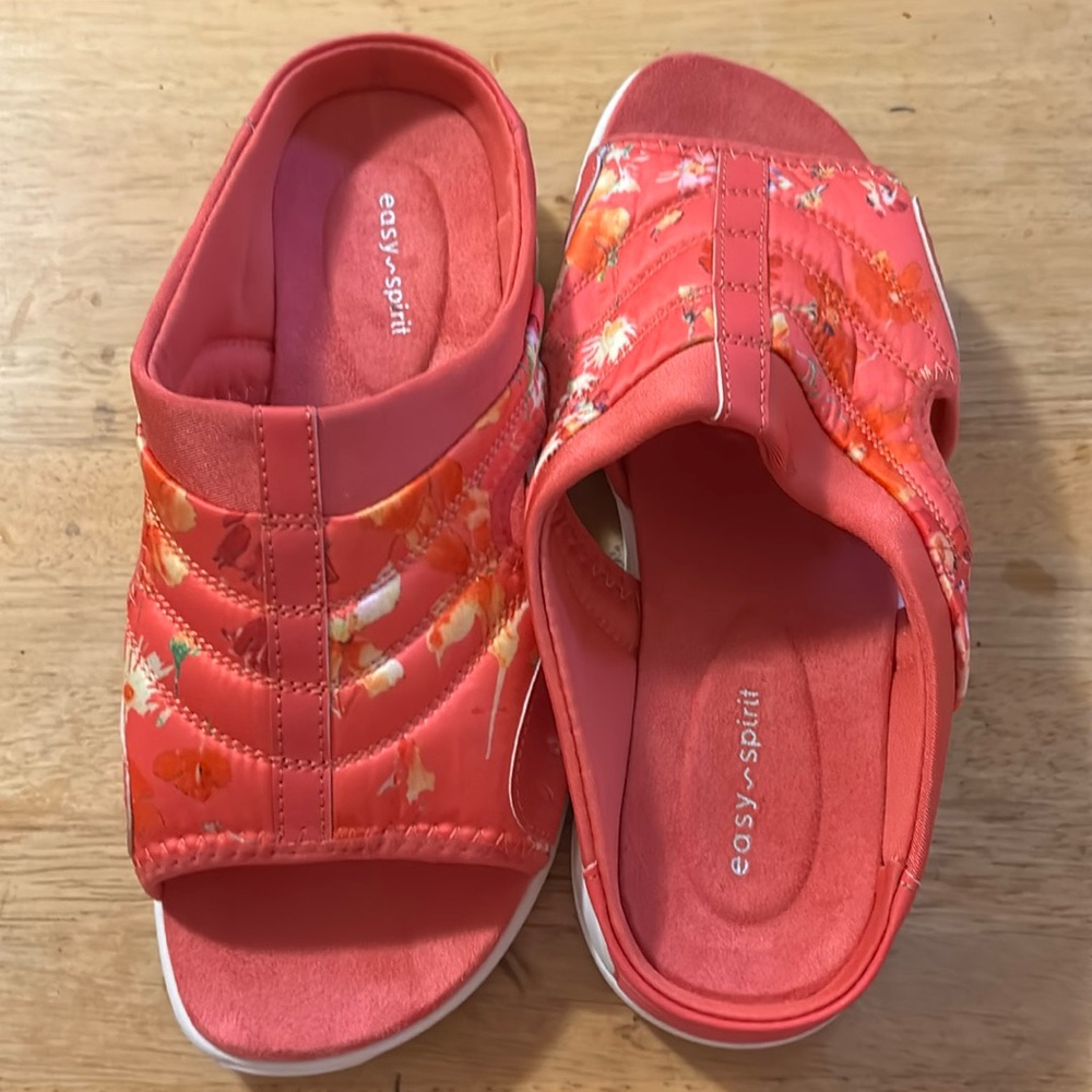 Easy Spirit Size 10WW Pink Floral Sandals